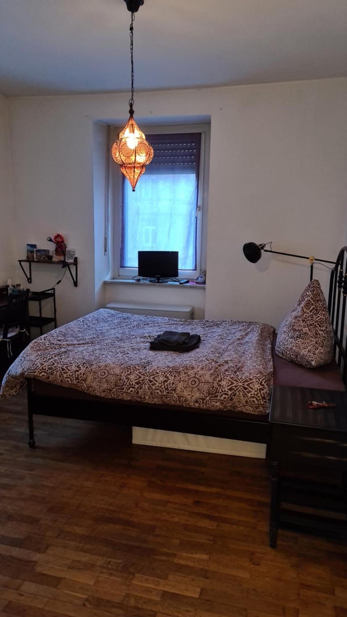 Gemuetliches In Einer Altbauwohnung In Der Stadt Séjour chez l'habitant